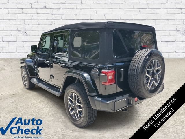 2024 Jeep Wrangler — side profile view