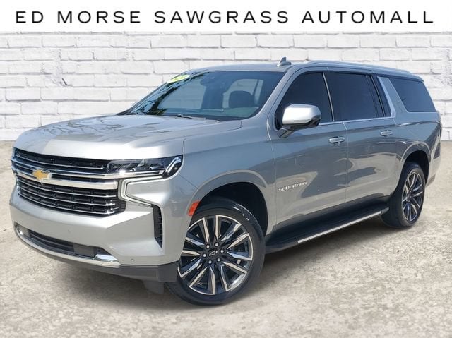 2024 Chevrolet Suburban LT in Sterling Gray Metallic — front three-quarter view